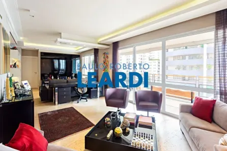 Apartamento com 3 Quartos à venda, 240m² no Jardim Paulista, São Paulo