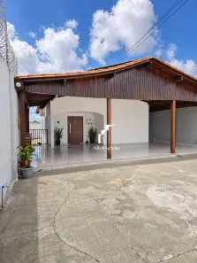 Casa com 3 Quartos à venda, 400m² no Redenção, Teresina