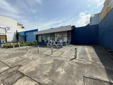 Casa com 6 Quartos à venda, 366m² no Centro, Caraguatatuba