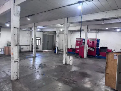 Galpão/Depósito/Armazém para alugar, 300m² no Campo Velho, Cuiabá