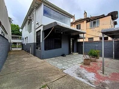 Prédio Comercial com 3 Quartos à venda, 250m² no Navegantes, Porto Alegre