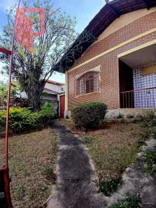 Casa com 3 Quartos à venda, 215m² no Carlos Prates, Belo Horizonte