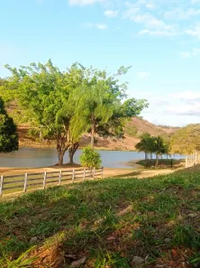 Fazenda/Sítio com 8 Quartos à venda, 610000m² no Área Rural de Leopoldina, Leopoldina