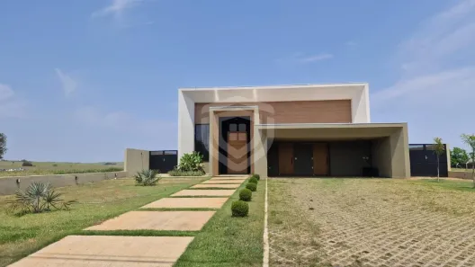 Casa de Condomínio com 4 Quartos à venda, 650m² no Recanto dos Nobres I, Agudos