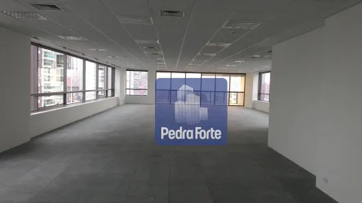 Sala Comercial para alugar, 267m² no Cidade Monções, São Paulo