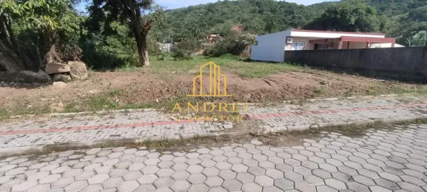 Lote/Terreno à venda, 288m² no Zimbros, Bombinhas