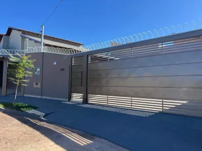 Casa com 4 Quartos à venda, 210m² no Água Limpa Park, Campo Grande