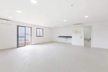 Ponto Comercial para alugar, 116m² no Real Parque, São Paulo