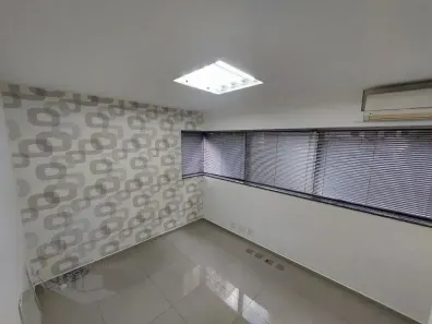 Sala Comercial à venda, 56m² no Vila Olímpia, São Paulo