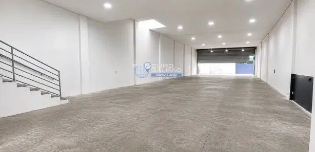 Galpão/Depósito/Armazém para alugar, 340m² no Baeta Neves, São Bernardo do Campo