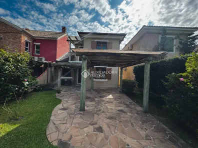 Casa com 3 Quartos à venda, 238m² no Parque das Hortensias, Canela