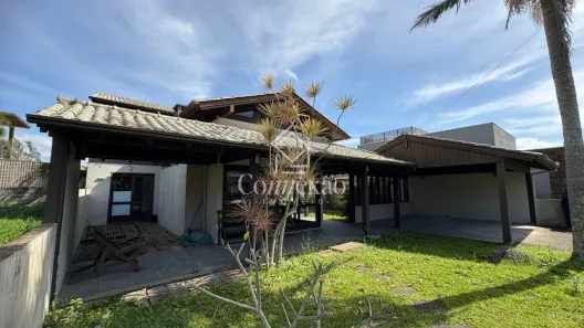 Casa com 4 Quartos à venda, 217m² no Centro, Garopaba