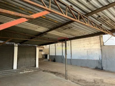 Galpão/Depósito/Armazém com 3 Quartos para alugar, 345m² no Vila Mariza Mazzei, São Paulo