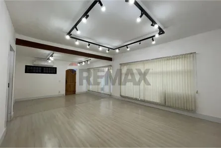 Imóvel Comercial para alugar, 300m² no Parque Nova Suíça, Valinhos