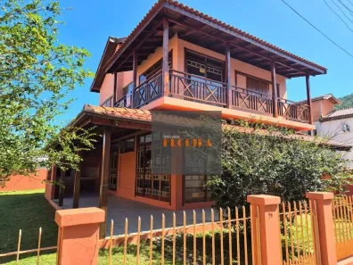 Casa com 3 Quartos à venda, 220m² no Armação do Pântano do Sul, Florianópolis