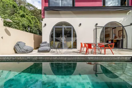 Casa com 3 Quartos à venda, 225m² no Jardim das Bandeiras, São Paulo