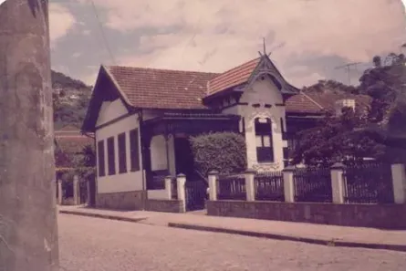 Casa com 7 Quartos à venda, 200m² no Centro, Petrópolis