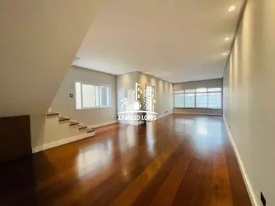 Sobrado com 4 Quartos à venda, 236m² no São João Clímaco, São Paulo