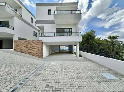 Casa de Condomínio com 3 Quartos à venda, 366m² no Chácara do Refúgio, Carapicuíba