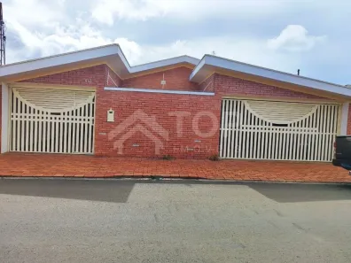 Casa com 3 Quartos para alugar, 215m² no Vila Lutfalla, São Carlos