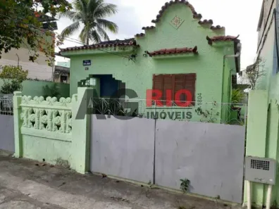 Casa com 3 Quartos à venda, 125m² no Bangu, Rio de Janeiro