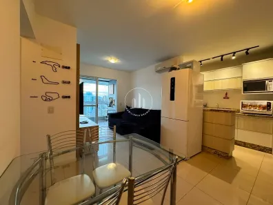 Apartamento com 2 Quartos à venda, 68m² no Campinas, São José