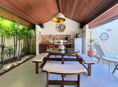 Casa de Condomínio com 4 Quartos à venda, 250m² no Buraquinho, Lauro de Freitas