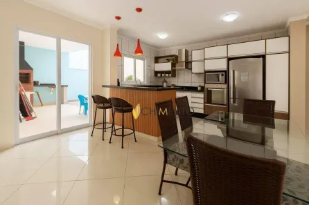 Casa com 3 Quartos à venda, 190m² no Vila Linda, Santo André