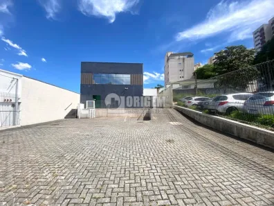 Ponto Comercial para alugar, 350m² no Portão, Curitiba