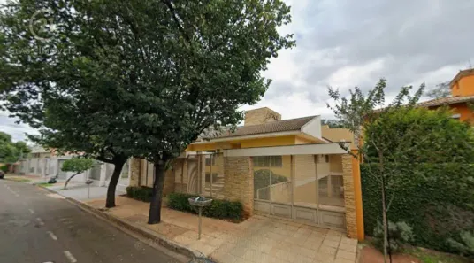 Casa com 6 Quartos para alugar, 350m² no Lago Parque, Londrina