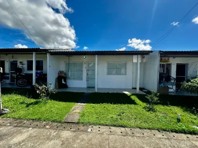 Casa de Condomínio com 2 Quartos à venda, 53m² no Cidade Universitária, Maceió