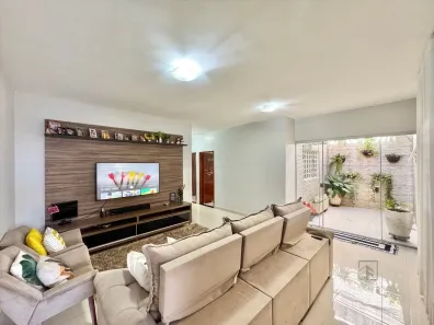 Casa com 3 Quartos à venda, 117m² no Jardim Mariliza, Goiânia