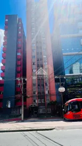 Apartamento com 1 Quarto para alugar, 31m² no Centro, Curitiba