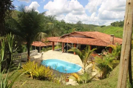Fazenda/Sítio com 4 Quartos à venda, 140m² no Salvaterra, Juiz de Fora