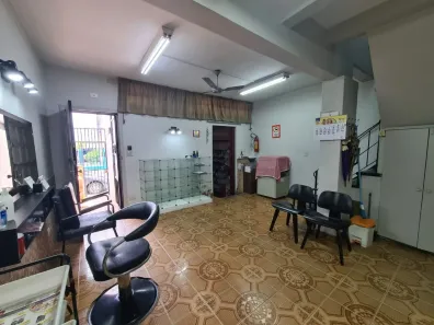 Imóvel Comercial com 2 Quartos à venda, 100m² no Nova Piraju, São Paulo