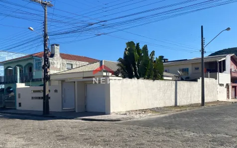 Casa com 3 Quartos à venda, 229m² no Mar Grosso, Laguna