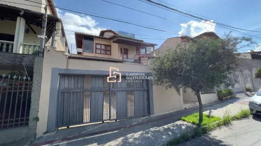 Casa com 5 Quartos para alugar, 400m² no Álvaro Camargos, Belo Horizonte