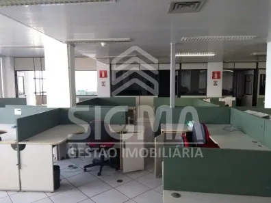 Sala Comercial para alugar, 340m² no Cavaleiros, Macaé