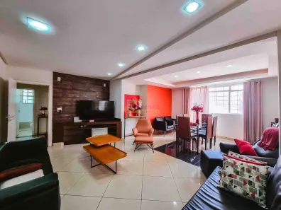 Casa com 4 Quartos à venda, 352m² no Residencial Doutor Walchir Resende Costa, Divinópolis