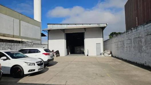 Sala Comercial à venda, 700m² no Chácaras Reunidas, São José dos Campos