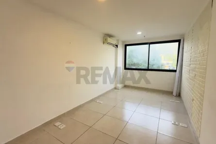 Sala Comercial à venda, 21m² no Taquara, Rio de Janeiro