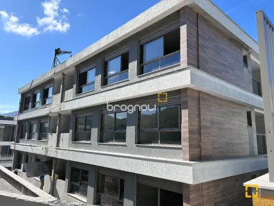 Apartamento com 2 Quartos à venda, 77m² no Cacupé, Florianópolis