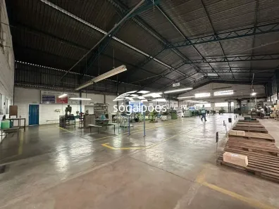 Galpão/Depósito/Armazém à venda, 1500m² no Centro, Mateus Leme