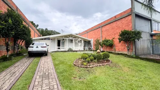 Casa com 2 Quartos à venda, 70m² no Vindima, Flores da Cunha