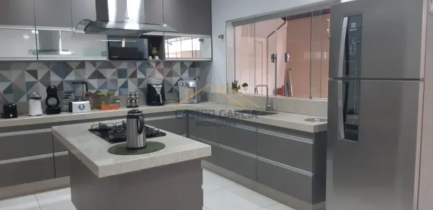 Casa com 3 Quartos à venda, 208m² no Jardim Ipiranga, Americana