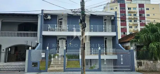 Casa com 5 Quartos à venda, 320m² no Estreito, Florianópolis