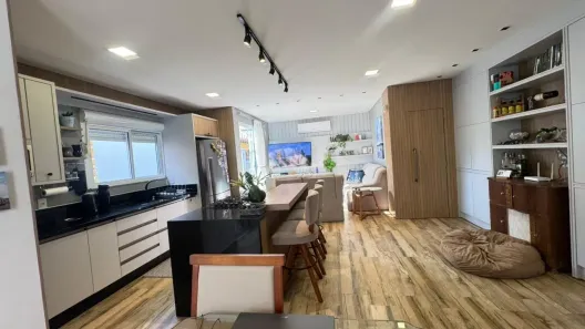 Sobrado com 3 Quartos à venda, 120m² no Perequê, Porto Belo