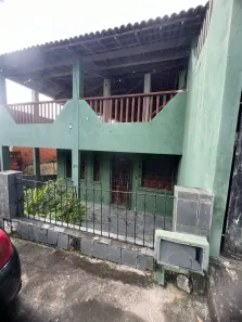 Casa com 4 Quartos à venda, 250m² no Castelo Branco, Salvador