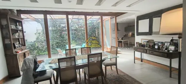 Casa com 4 Quartos à venda, 669m² no Humaitá, Rio de Janeiro