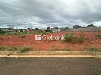 Lote/Terreno à venda, 250m² no Novo Delfino, Montes Claros